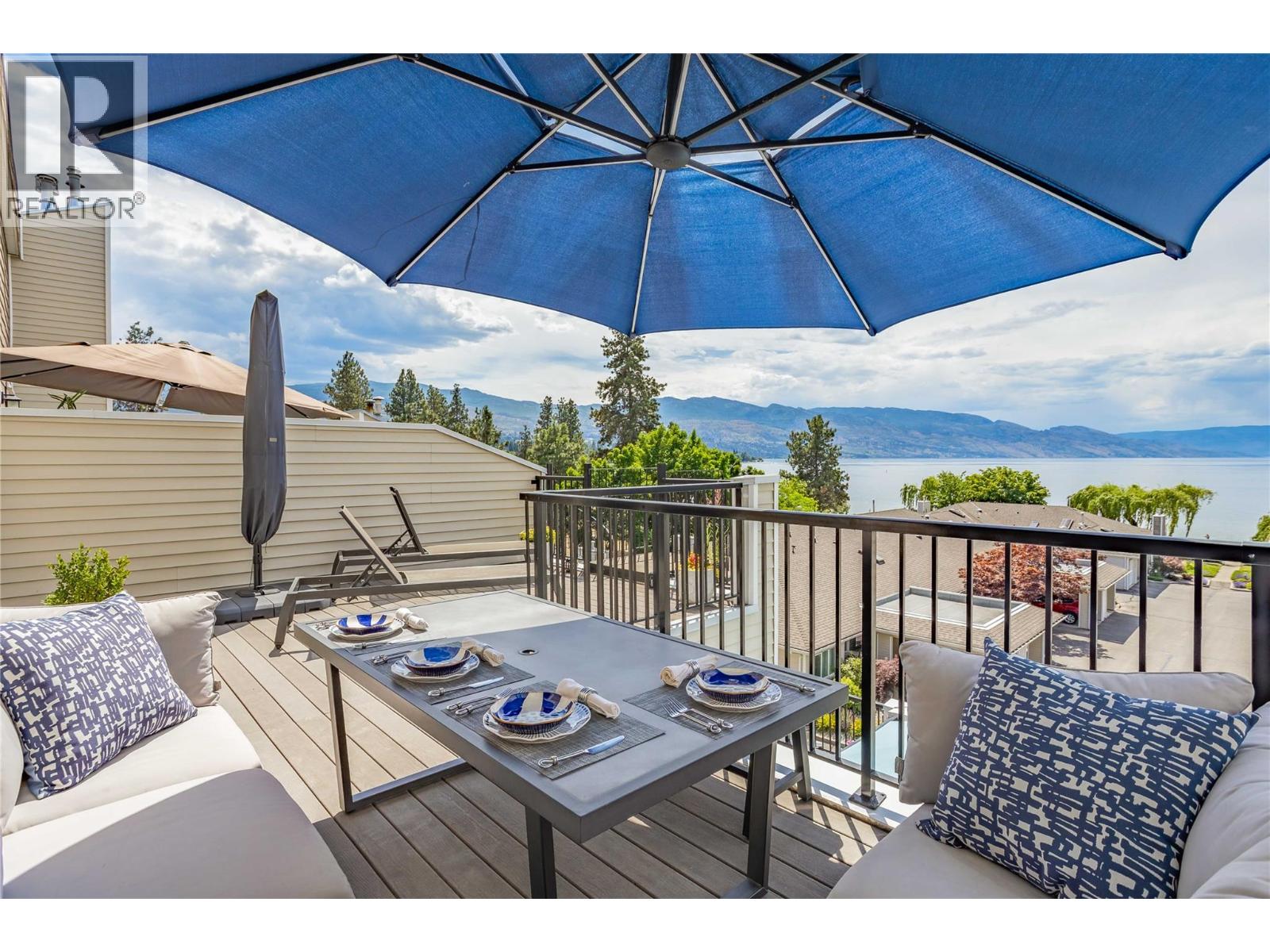 303-4004 Bluebird Road - 1